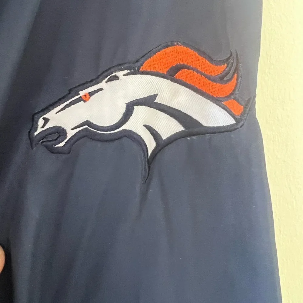 Reebok Mens L Pullover XL NFL On Field Apparel Denver Broncos Windbreaker - Picture 8 of 8